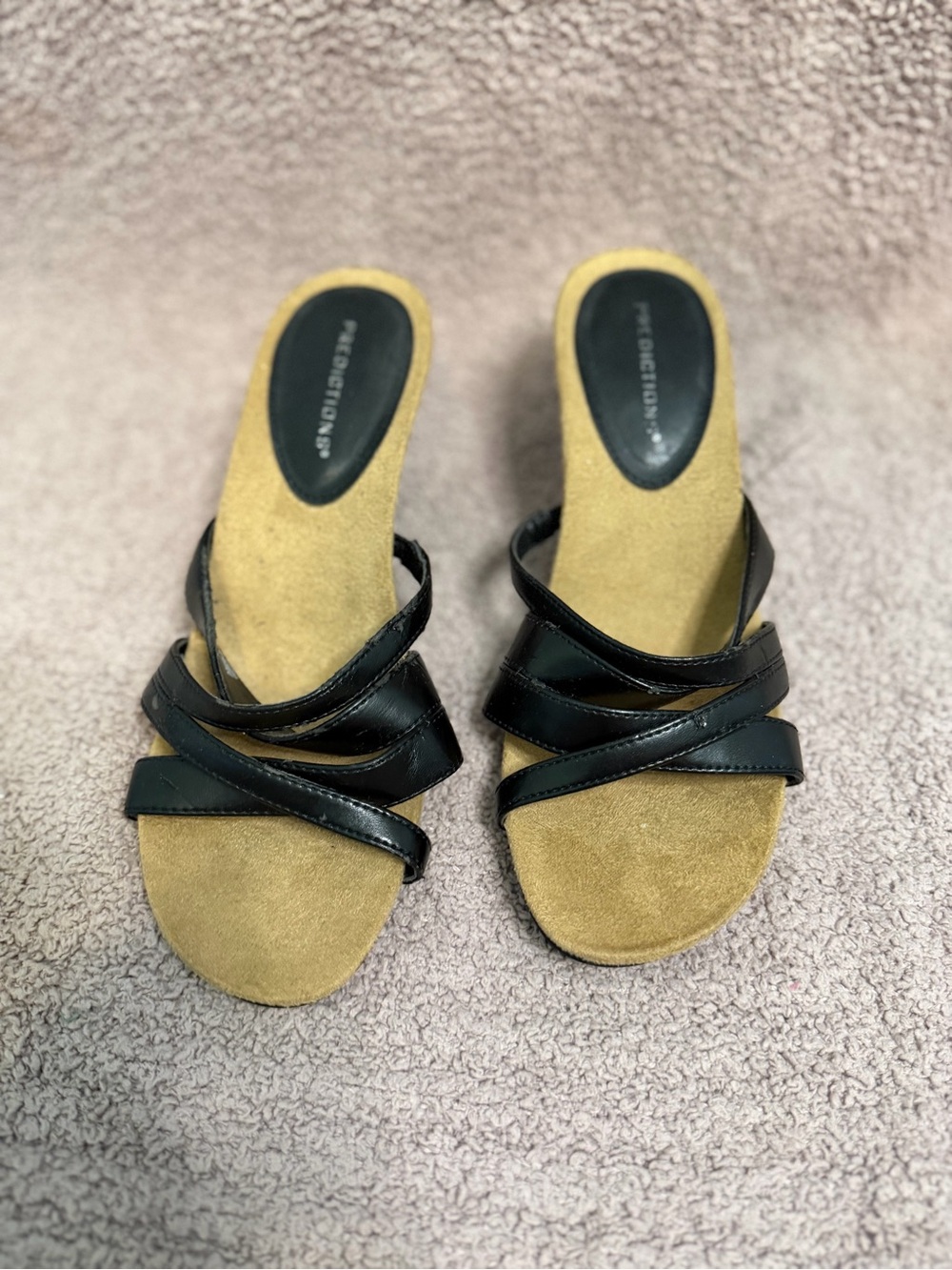 Predictions Black Strappy Heeled Sandals Y2K Minimalist Size 6
